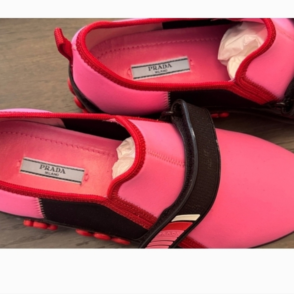 Prada Women's Bold Pink Sneakers - Picture 4 of 17